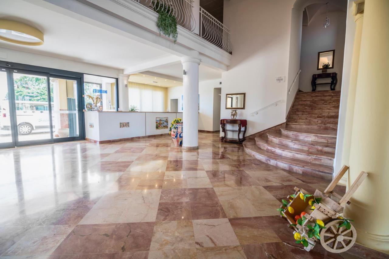 Delfino Beach Hotel Marsala Eksteriør billede