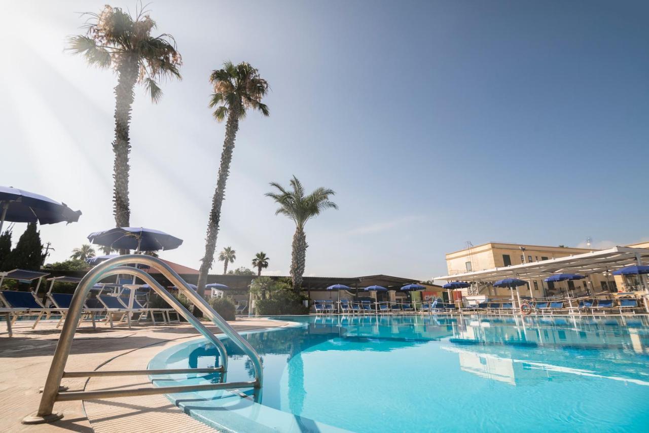 Delfino Beach Hotel Marsala Eksteriør billede